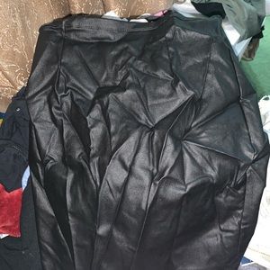 Brand new Windsor leather mini skirt size s